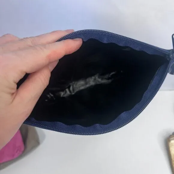 Lot of 6 Small Cosmetic Change Purses Pouches Bags (1 is a BAGGU pouch) - Picture 3 of 14